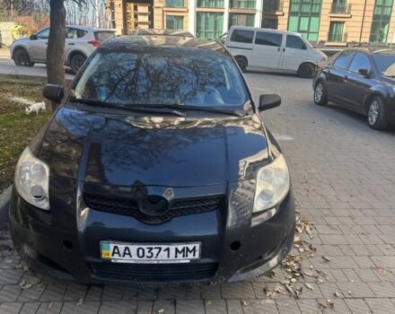 Черный Тойота Аурис, объемом двигателя 1.6 л и пробегом 161 тыс. км за 4200 $, фото 1 на Automoto.ua