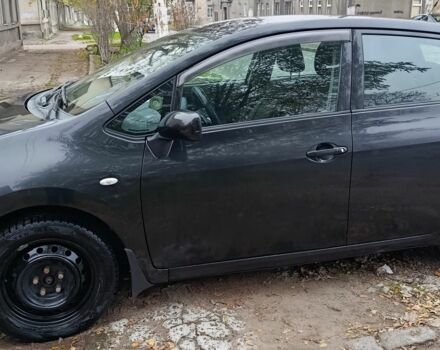 Черный Тойота Аурис, объемом двигателя 0 л и пробегом 155 тыс. км за 6700 $, фото 2 на Automoto.ua