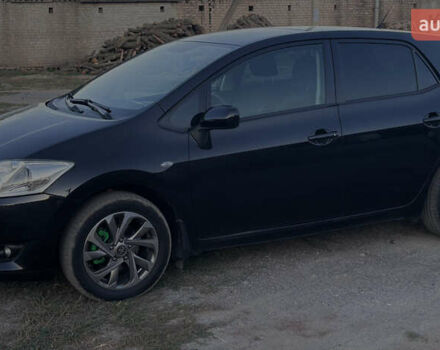 Чорний Тойота Ауріс, об'ємом двигуна 1.6 л та пробігом 114 тис. км за 7800 $, фото 4 на Automoto.ua