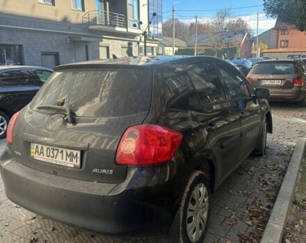 Черный Тойота Аурис, объемом двигателя 1.6 л и пробегом 161 тыс. км за 4200 $, фото 2 на Automoto.ua