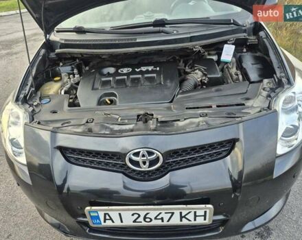 Черный Тойота Аурис, объемом двигателя 1.6 л и пробегом 134 тыс. км за 6900 $, фото 38 на Automoto.ua