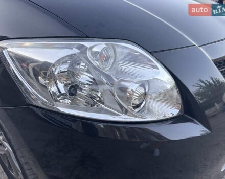 Чорний Тойота Ауріс, об'ємом двигуна 1.6 л та пробігом 114 тис. км за 7300 $, фото 14 на Automoto.ua