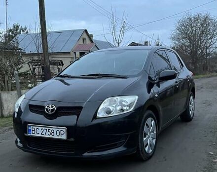 Чорний Тойота Ауріс, об'ємом двигуна 1.6 л та пробігом 166 тис. км за 6200 $, фото 3 на Automoto.ua