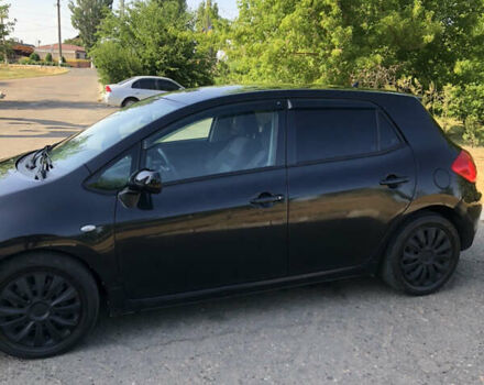 Черный Тойота Аурис, объемом двигателя 1.4 л и пробегом 272 тыс. км за 5900 $, фото 2 на Automoto.ua