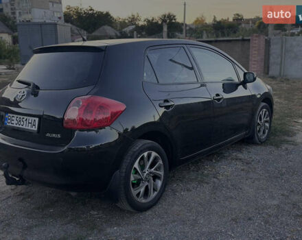 Чорний Тойота Ауріс, об'ємом двигуна 1.6 л та пробігом 114 тис. км за 7300 $, фото 11 на Automoto.ua