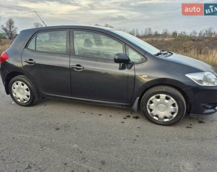 Черный Тойота Аурис, объемом двигателя 1.6 л и пробегом 134 тыс. км за 6900 $, фото 13 на Automoto.ua