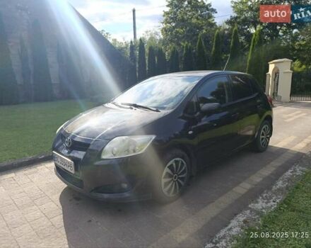 Чорний Тойота Ауріс, об'ємом двигуна 1.6 л та пробігом 257 тис. км за 5000 $, фото 3 на Automoto.ua