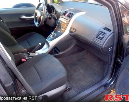Черный Тойота Аурис, объемом двигателя 1.8 л и пробегом 245 тыс. км за 11200 $, фото 11 на Automoto.ua