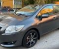 Черный Тойота Аурис, объемом двигателя 2.7 л и пробегом 142 тыс. км за 7800 $, фото 1 на Automoto.ua