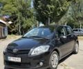 Черный Тойота Аурис, объемом двигателя 1.3 л и пробегом 199 тыс. км за 7300 $, фото 1 на Automoto.ua