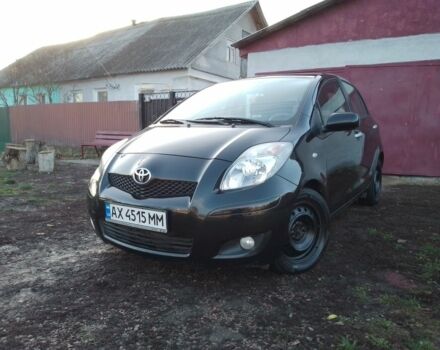 Черный Тойота Аурис, объемом двигателя 1.3 л и пробегом 162 тыс. км за 6500 $, фото 7 на Automoto.ua