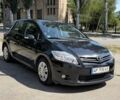Черный Тойота Аурис, объемом двигателя 1.3 л и пробегом 199 тыс. км за 7300 $, фото 6 на Automoto.ua