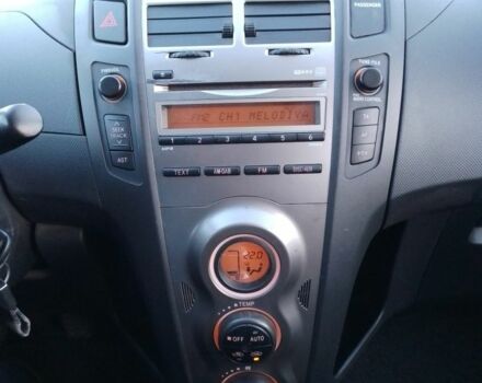 Черный Тойота Аурис, объемом двигателя 1.3 л и пробегом 162 тыс. км за 6500 $, фото 11 на Automoto.ua