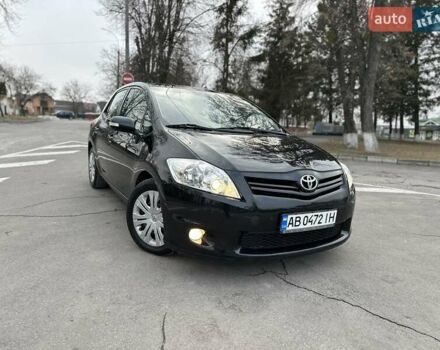 Черный Тойота Аурис, объемом двигателя 1.6 л и пробегом 227 тыс. км за 7850 $, фото 4 на Automoto.ua
