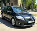 Черный Тойота Аурис, объемом двигателя 1.3 л и пробегом 200 тыс. км за 6800 $, фото 1 на Automoto.ua