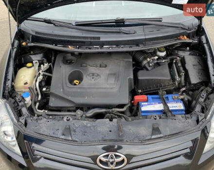 Чорний Тойота Ауріс, об'ємом двигуна 1.4 л та пробігом 238 тис. км за 7950 $, фото 21 на Automoto.ua