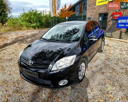 Чорний Тойота Ауріс, об'ємом двигуна 1.6 л та пробігом 201 тис. км за 10500 $, фото 10 на Automoto.ua