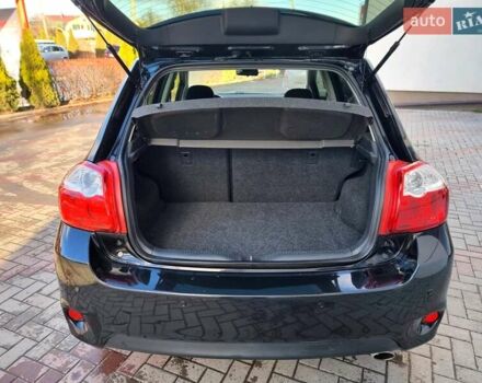 Черный Тойота Аурис, объемом двигателя 1.6 л и пробегом 142 тыс. км за 10200 $, фото 8 на Automoto.ua