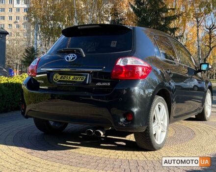 Черный Тойота Аурис, объемом двигателя 1.6 л и пробегом 126 тыс. км за 9300 $, фото 6 на Automoto.ua