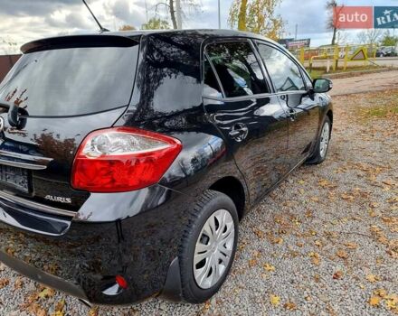 Чорний Тойота Ауріс, об'ємом двигуна 1.6 л та пробігом 201 тис. км за 10500 $, фото 17 на Automoto.ua