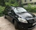 Чорний Тойота Ауріс, об'ємом двигуна 1.6 л та пробігом 112 тис. км за 9500 $, фото 1 на Automoto.ua