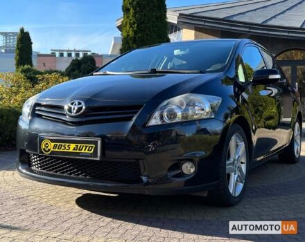 Черный Тойота Аурис, объемом двигателя 1.6 л и пробегом 126 тыс. км за 9300 $, фото 2 на Automoto.ua