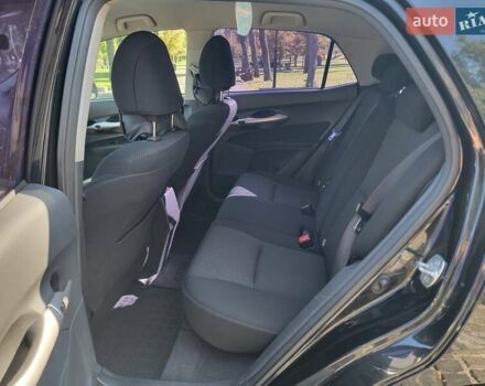 Черный Тойота Аурис, объемом двигателя 1.6 л и пробегом 169 тыс. км за 10800 $, фото 5 на Automoto.ua