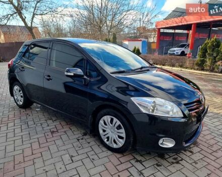 Черный Тойота Аурис, объемом двигателя 1.6 л и пробегом 142 тыс. км за 10200 $, фото 34 на Automoto.ua