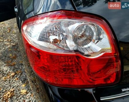 Чорний Тойота Ауріс, об'ємом двигуна 1.6 л та пробігом 201 тис. км за 10500 $, фото 35 на Automoto.ua