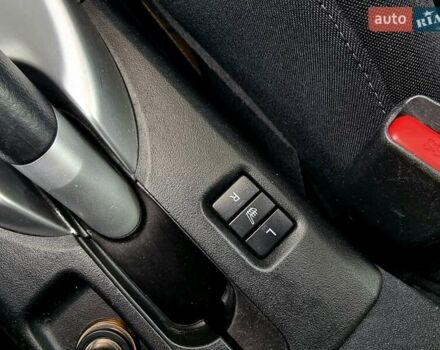 Чорний Тойота Ауріс, об'ємом двигуна 1.6 л та пробігом 201 тис. км за 10500 $, фото 37 на Automoto.ua