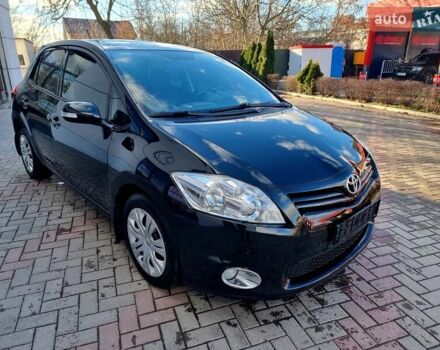 Черный Тойота Аурис, объемом двигателя 1.6 л и пробегом 142 тыс. км за 10200 $, фото 16 на Automoto.ua