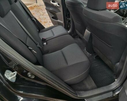 Чорний Тойота Ауріс, об'ємом двигуна 1.6 л та пробігом 201 тис. км за 10500 $, фото 29 на Automoto.ua