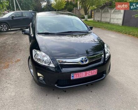 Чорний Тойота Ауріс, об'ємом двигуна 1.8 л та пробігом 235 тис. км за 10500 $, фото 2 на Automoto.ua