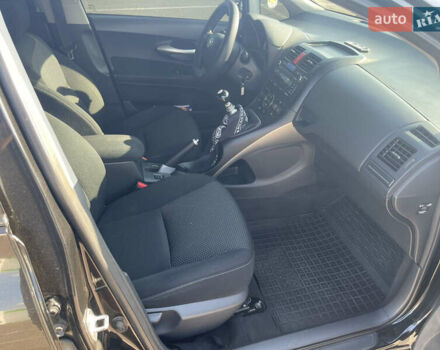 Тойота Аурис 2011 в Одессе на Automoto.ua Черный Тойота Аурис, объемом двигателя 1.6 л и пробегом 117 тыс. км за 9200 $, фото 24 на Automoto.ua