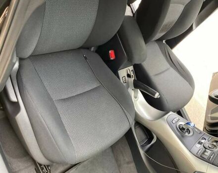 Чорний Тойота Ауріс, об'ємом двигуна 1.8 л та пробігом 235 тис. км за 10500 $, фото 16 на Automoto.ua