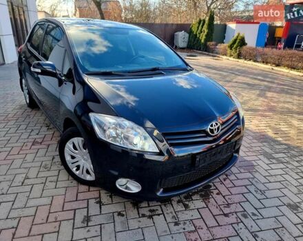 Черный Тойота Аурис, объемом двигателя 1.6 л и пробегом 142 тыс. км за 10200 $, фото 19 на Automoto.ua