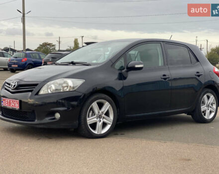 Чорний Тойота Ауріс, об'ємом двигуна 1.4 л та пробігом 238 тис. км за 7950 $, фото 3 на Automoto.ua