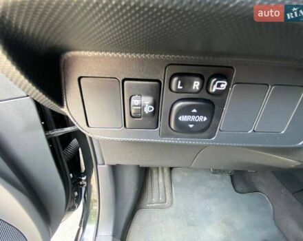 Чорний Тойота Ауріс, об'ємом двигуна 1.8 л та пробігом 235 тис. км за 10500 $, фото 12 на Automoto.ua