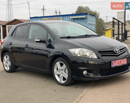 Чорний Тойота Ауріс, об'ємом двигуна 1.4 л та пробігом 238 тис. км за 7950 $, фото 2 на Automoto.ua