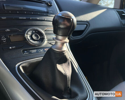 Черный Тойота Аурис, объемом двигателя 1.6 л и пробегом 126 тыс. км за 9300 $, фото 16 на Automoto.ua