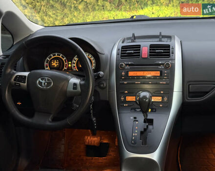 Черный Тойота Аурис, объемом двигателя 1.6 л и пробегом 184 тыс. км за 8999 $, фото 37 на Automoto.ua