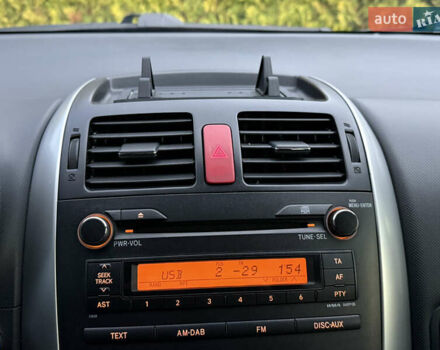 Черный Тойота Аурис, объемом двигателя 1.6 л и пробегом 184 тыс. км за 8999 $, фото 45 на Automoto.ua