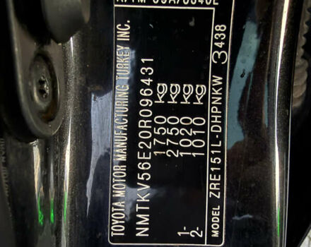 Черный Тойота Аурис, объемом двигателя 1.6 л и пробегом 184 тыс. км за 8999 $, фото 50 на Automoto.ua