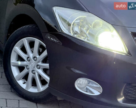 Черный Тойота Аурис, объемом двигателя 1.6 л и пробегом 184 тыс. км за 8999 $, фото 11 на Automoto.ua