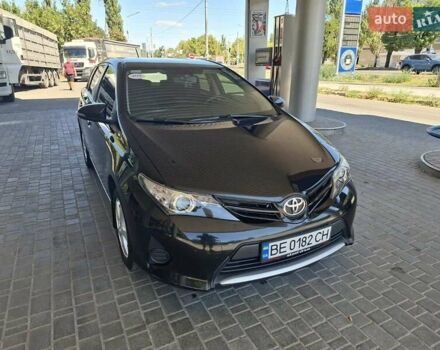 Чорний Тойота Ауріс, об'ємом двигуна 1.33 л та пробігом 129 тис. км за 9300 $, фото 3 на Automoto.ua