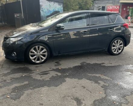 Черный Тойота Аурис, объемом двигателя 1.8 л и пробегом 256 тыс. км за 6173 $, фото 1 на Automoto.ua