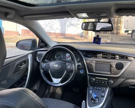 Черный Тойота Аурис, объемом двигателя 1.8 л и пробегом 256 тыс. км за 6173 $, фото 5 на Automoto.ua