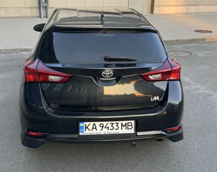Черный Тойота Аурис, объемом двигателя 1.8 л и пробегом 120 тыс. км за 9800 $, фото 5 на Automoto.ua