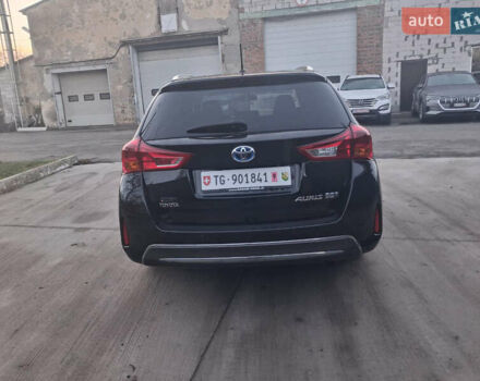 Черный Тойота Аурис, объемом двигателя 1.8 л и пробегом 169 тыс. км за 13999 $, фото 3 на Automoto.ua