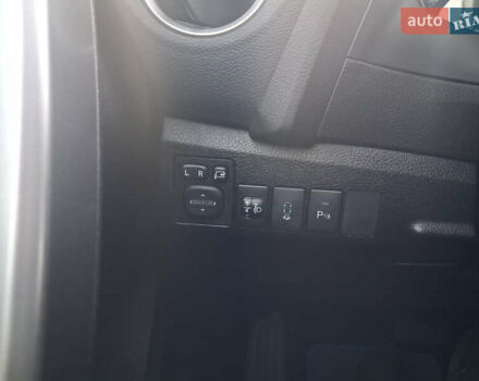 Черный Тойота Аурис, объемом двигателя 1.8 л и пробегом 169 тыс. км за 13999 $, фото 27 на Automoto.ua